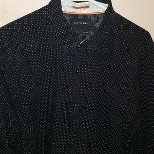Black button down longsleeve